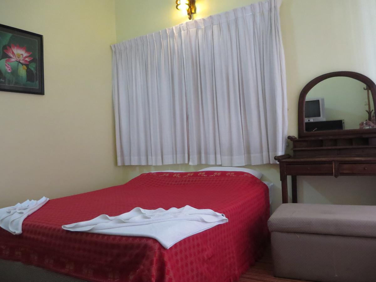 Goldie Guesthouse Phnom Penh Exteriör bild