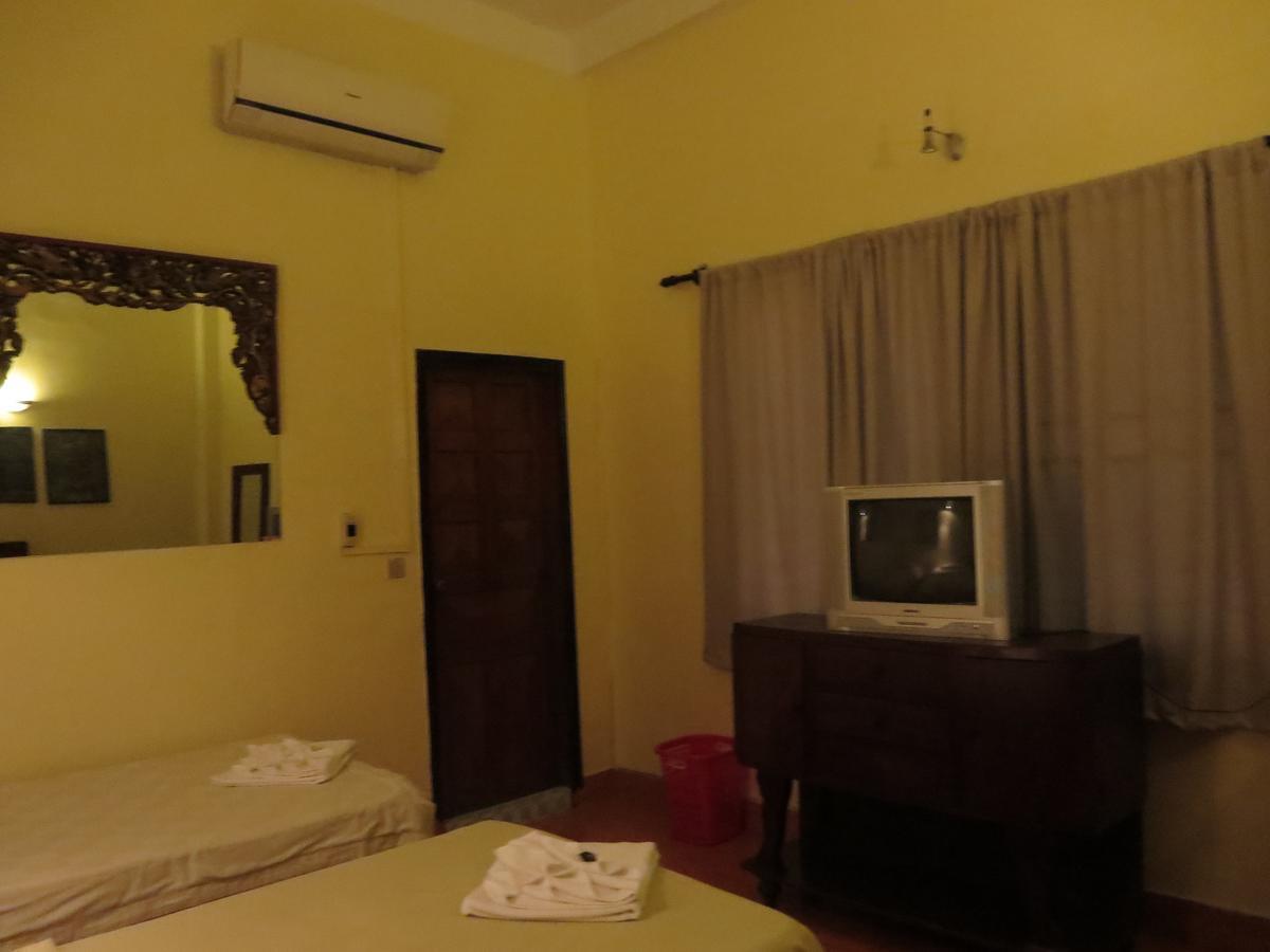 Goldie Guesthouse Phnom Penh Exteriör bild